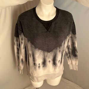 American Eagle tie dye crew neck pullover sweatshirt